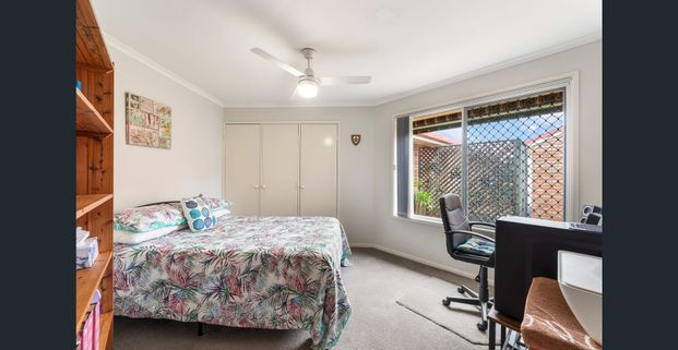 Spacious and Beautifully Presented Unit Ready for You!! - Photo 1