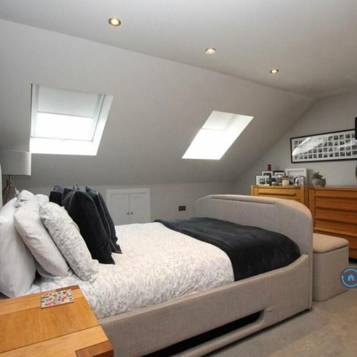 1 bedroom in a house share to rent - Photo 1
