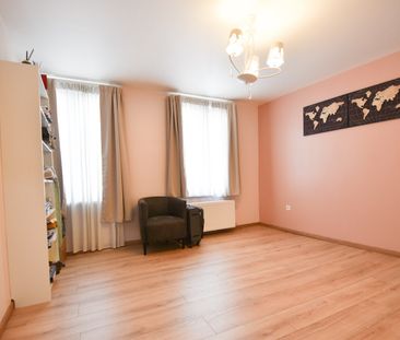 Lichtrijke woning met 3 slaapkamers in het hartje van Temse - Photo 6