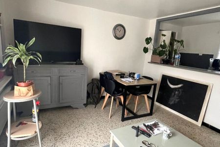 Maison meublée de 41 m² avec 1 chambre, garage + extérieur - Photo 2