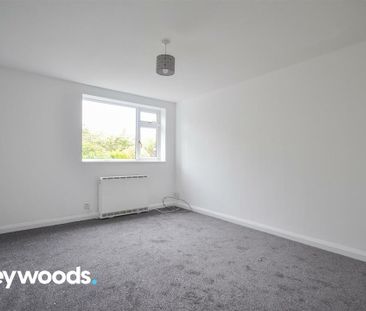 1 bed apartment to rent in High Street, May Bank, Newcastle-under-L... - Photo 5