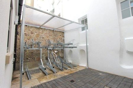 1 bedroom property to rent - Photo 3