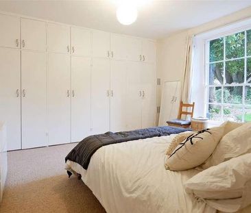 The Hornet, Chichester, PO19 - Photo 5