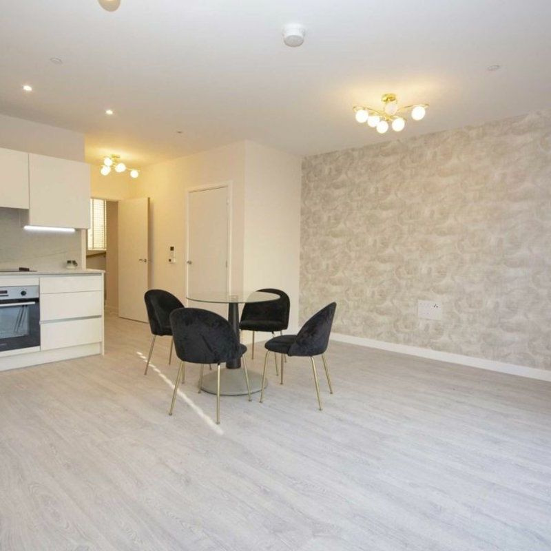 Egret Square, West Hendon, NW9 - Photo 1