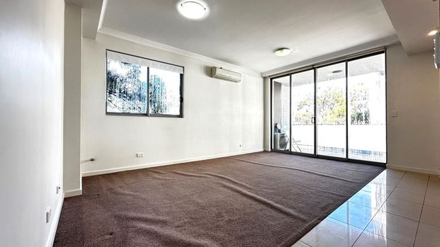 Apartment Living in Heart of Campbelltown - Photo 1