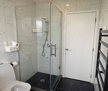 Live the Easy City Fringe Lifestyle - Photo 6