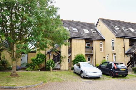 1 bedroom Apartment - THE PADDOCKS, WELWYN GARDEN CITY - Photo 4