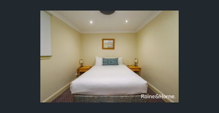 Fully Furnished 3 bedroom Semi located in CBD. Available 23.12.2025 - Photo 4