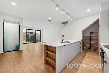 Brand New Townhouse in Brompton - Photo 5