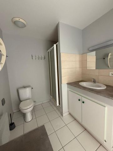Location Appartement 3 pièces 61m² BERGERAC 24100 - Photo 5