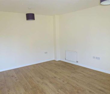 Bluebell Way, Carterton, Oxfordshire, OX18 - Photo 5