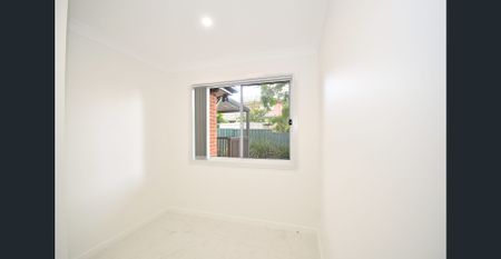 BRAND NEW 3 BEDROOM HOME IN A QUIET LOCATION! - Photo 2