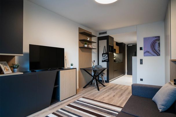 Welcome to City Pop Zurich Oerlikon – Your Home, Just Smarter - Foto 1