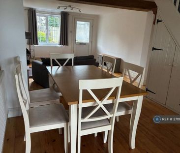 2 bedroom terraced house to rent - Photo 1