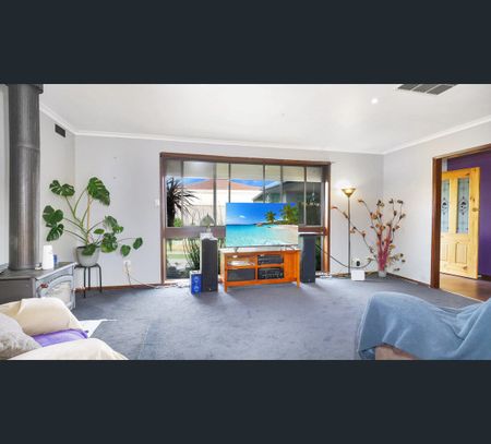 28 Daisy Street, Mooroopna, Vic 3629 - Photo 4