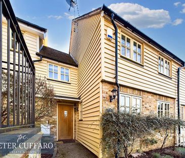 3 bedroom end of terrace house to rent - Photo 3