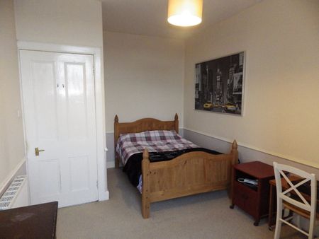 1 Bed Flat, Granton Road, EH5 - Photo 3