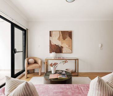 Lovely lifestyle haven in central Surry Hills - Photo 1