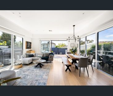 346 Koornang Road, Carnegie VIC 3163 - House For Rent | Domain - Photo 4