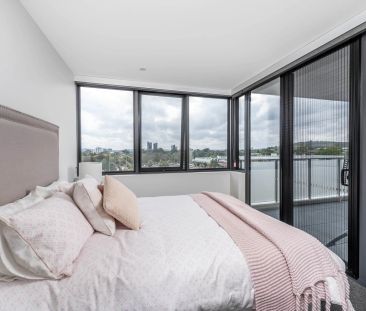 13/2 Henshall Way, Macquarie. - Photo 1