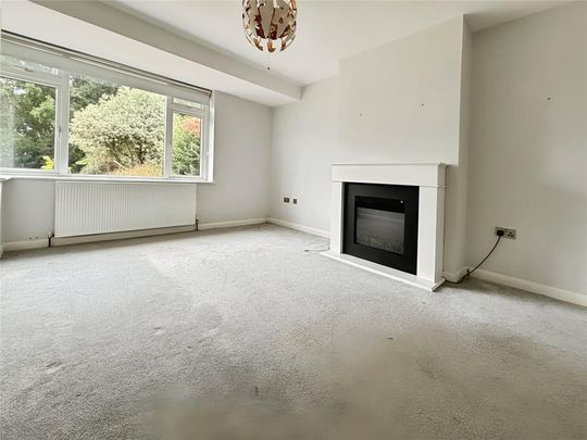 4 bedroom semi-detached house to rent - Photo 1