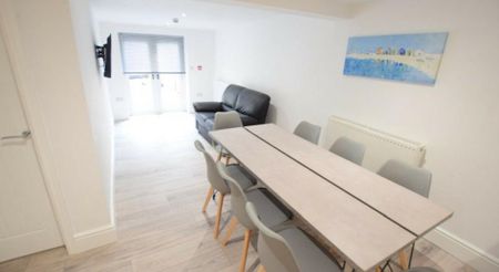 10 bedroom house to rent - Photo 3