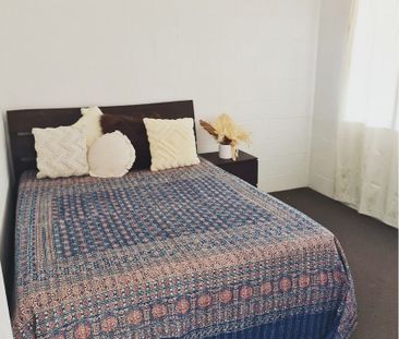 OUTSTANDING SELF CONTAINED DUPLEX UNIT WITH IT'S OWN YARD &mldr; PE... - Photo 6