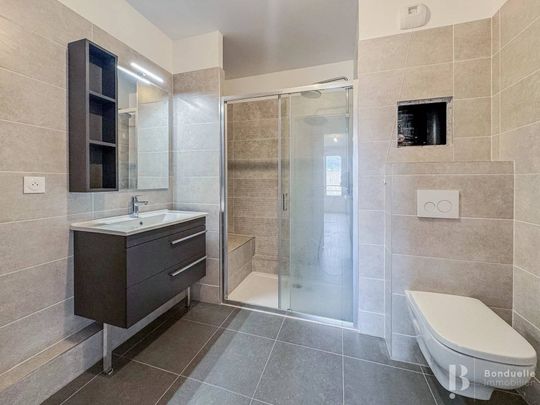 Rental Apartment Clichy Centre ville - Photo 1