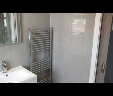 1 Bed Flat, Cairns Road, SW11 - Photo 6