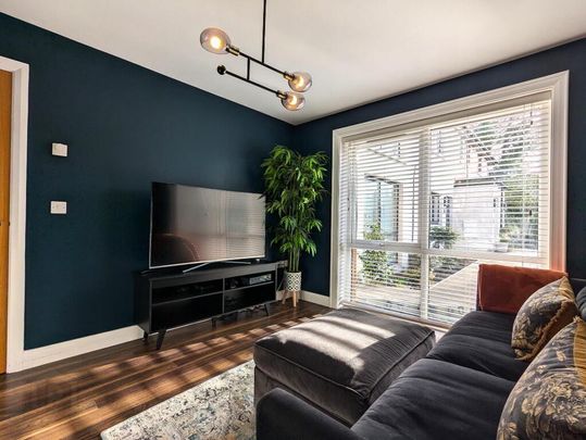 148h Kings Road, Belfast, BT5 7EJ - Photo 1