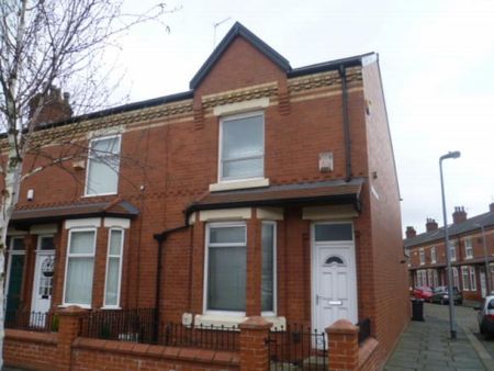 3 Bed End Terrace, Gerald Road, M6 - Photo 4