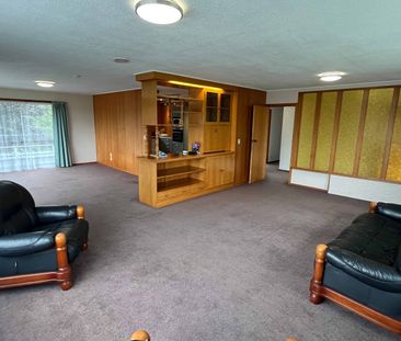 3 Bedroom Family Home in Inglewood - Photo 2