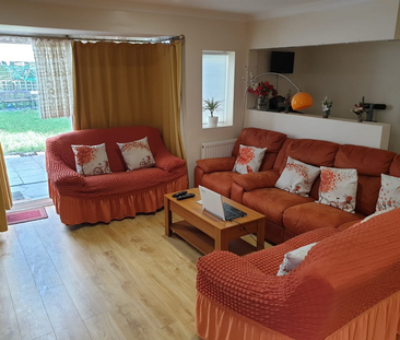 4 bedroom house to rent - Photo 2