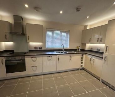 2 bedroom maisonette to rent - Photo 4