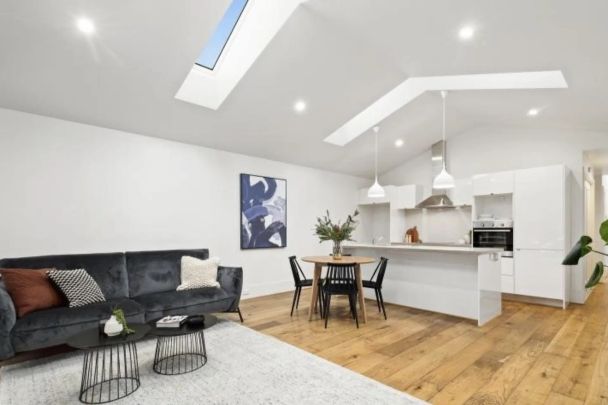 Victorian Elegance Meets Modern Ease – Two Permit Parking Spaces Available - Photo 1