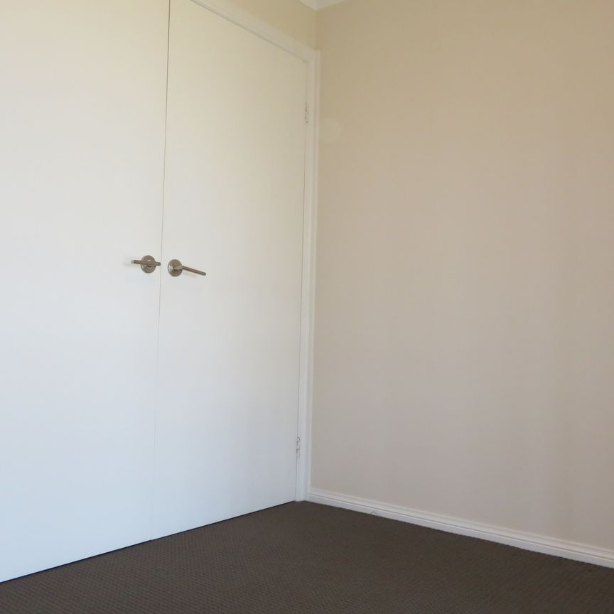 127 Gilmour Street - Photo 1