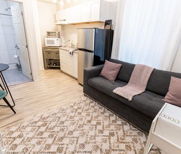 For Lease - 212 Wilson Street Unit# 2, Hamilton, Ontario - Photo 3