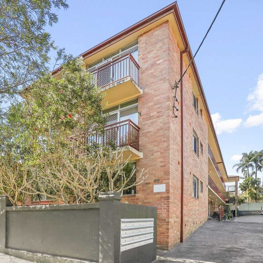 12/47-49 Burfitt Street Leichhardt - Photo 1