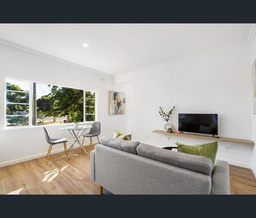 Apartment 2 5/8 Dale St, Kennington, Vic 3550 - Photo 3