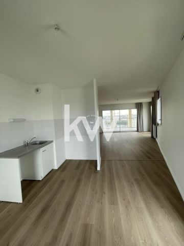Appartement à louer, 4 pièces - Bordeaux 33800 - Photo 2
