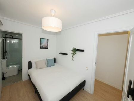 Carrer d'Escalante, Valencia, Valencian Community 46011 - Photo 4