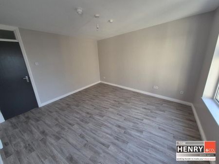 8c Castlehill, Market Square, Dungannon, BT70 1JP - Photo 3