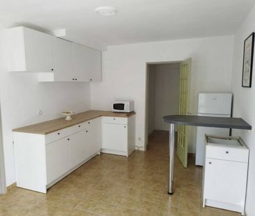 T3 52 m² refait à neuf jardin privé – Cardo Facs - Photo 5