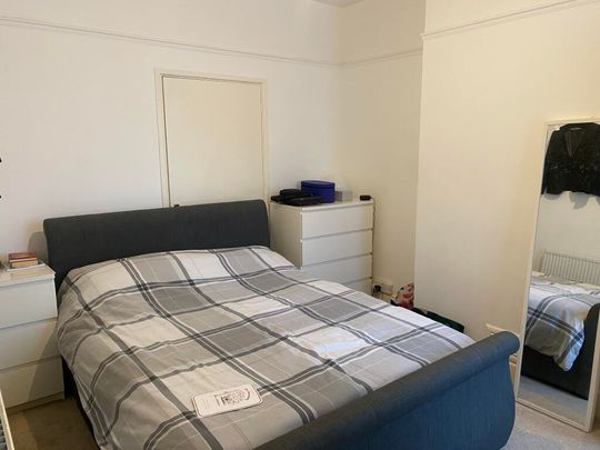 5A Downend Road, Kingswood, Bristol - Photo 1