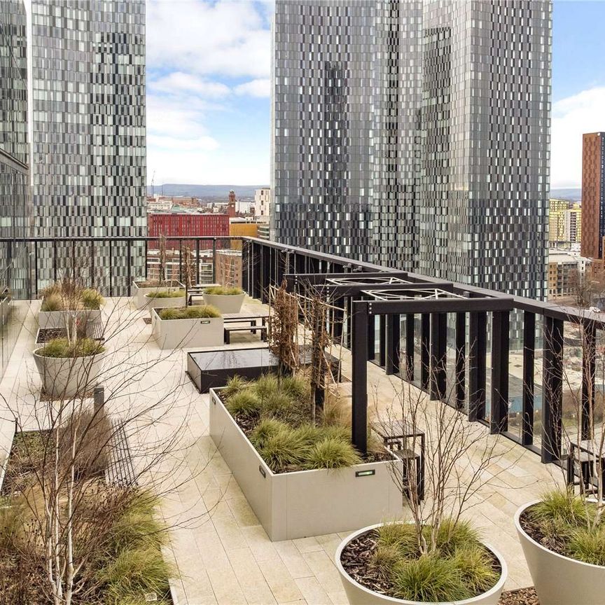 Available July! | Fully Furnished | Corner Apartment |Two Double Bedroom |Two Bathroom | 24 Hour Concierge, Co-Working Spaces & a Host of Amazing Amenities - Photo 1