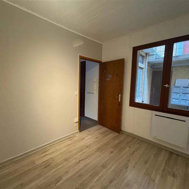 Location appartement 1 pièce - 26m² à Chambery (73000) - Photo 1
