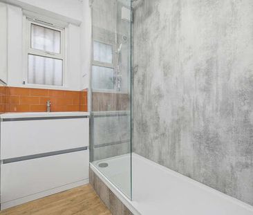 Anne Goodman House, E1 - Photo 1
