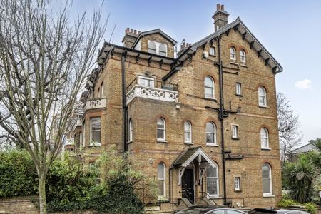 flat to rent - Photo 2