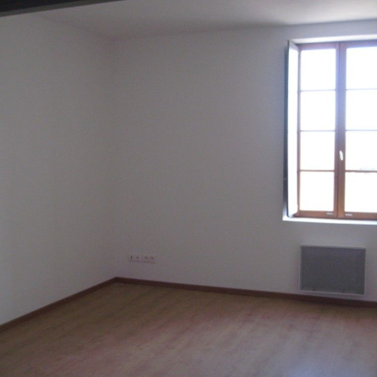 Location Appartement 1 pièce 42m² NARBONNE 11100 - Photo 1