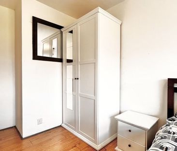 Room in a Shared Flat, Hind Grove, E14 - Photo 6
